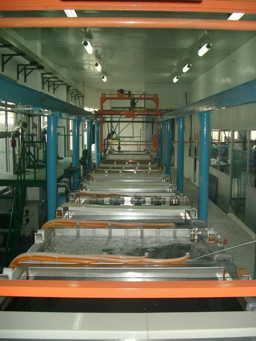 天車龍門式ED電泳設(shè)備生產(chǎn)線