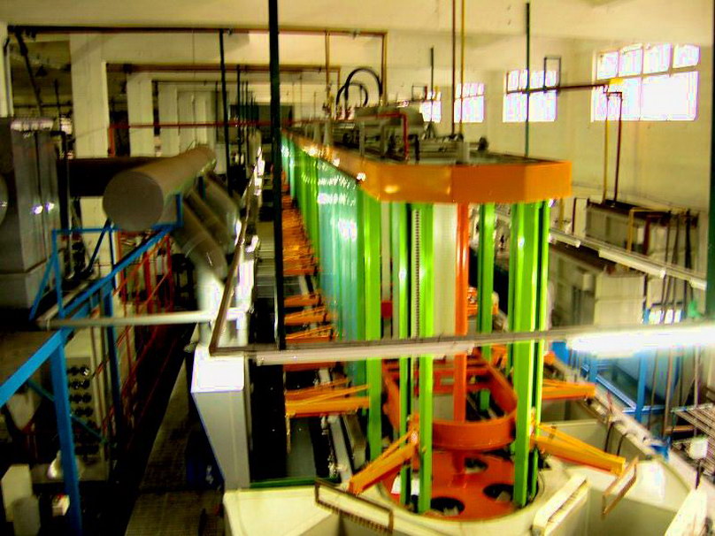 天車龍門式ED電泳設(shè)備生產(chǎn)線